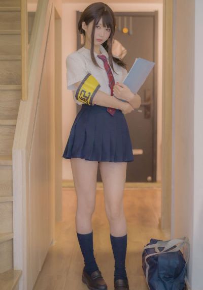 欧美学院妆_高清完整在线观看