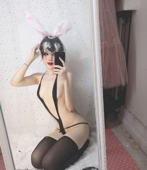 欧美美女电臀舞诱惑_BD韩语在线播放